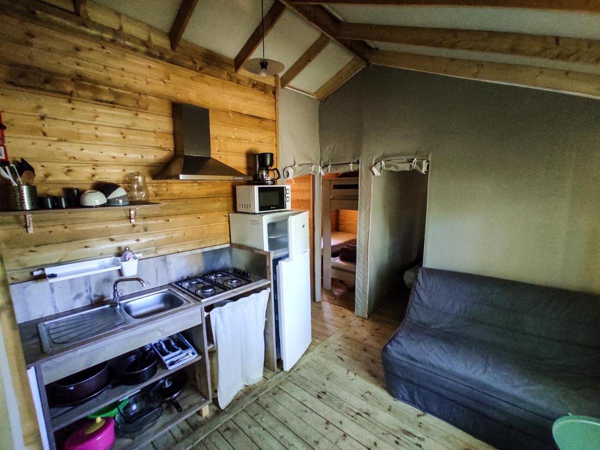 Camping La Grangeonne Esparron-de-Verdon Exteriör bild
