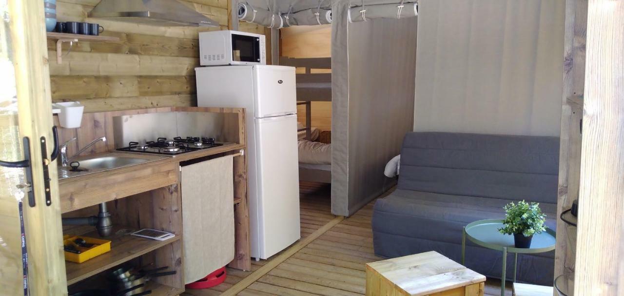 Camping La Grangeonne Esparron-de-Verdon Exteriör bild